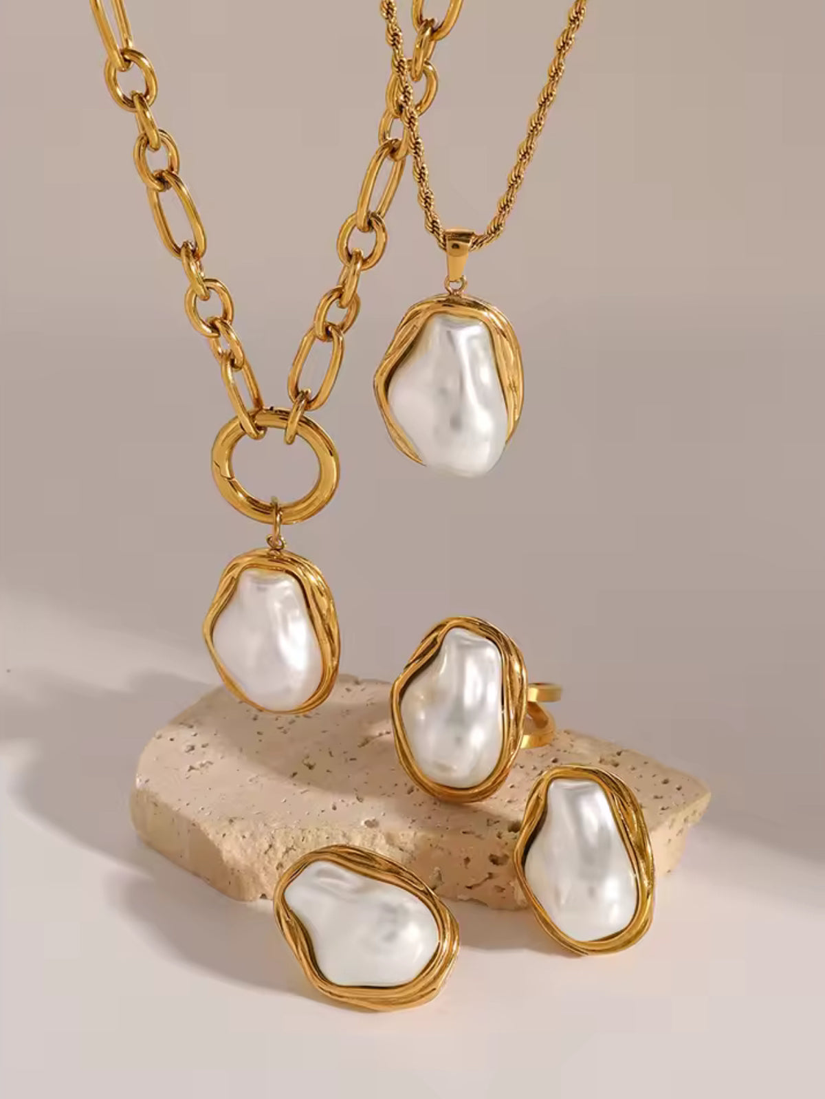Pearl Rare Formed Rope Chain